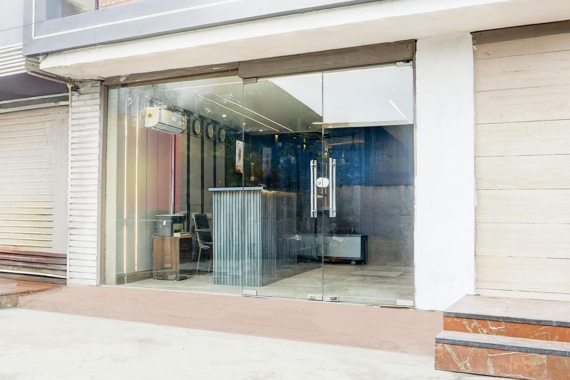 Super Townhouse Haibowal Chowk Ludhiana Dış mekan fotoğraf