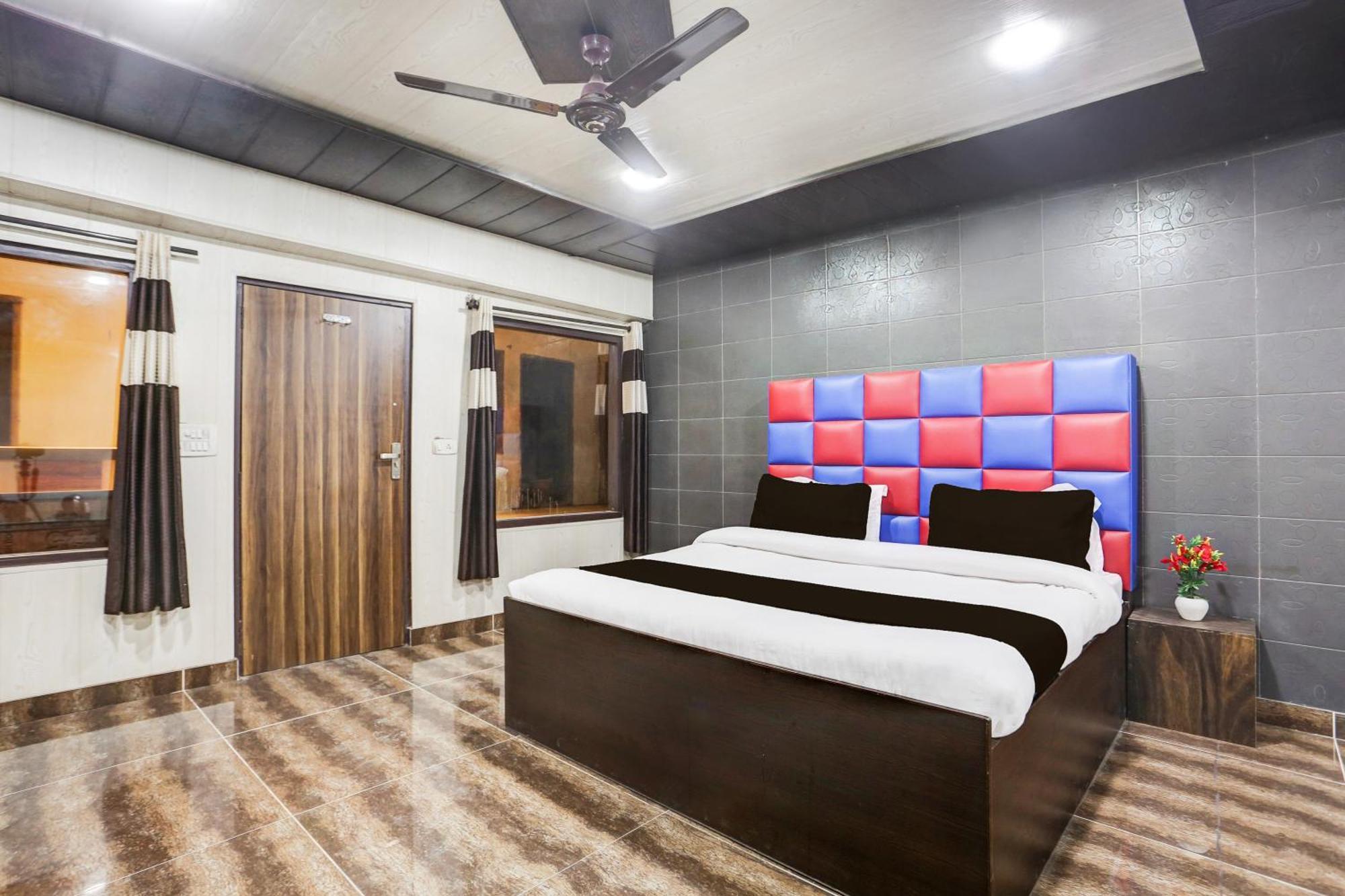 Super Townhouse Haibowal Chowk Ludhiana Dış mekan fotoğraf